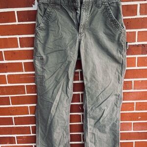 Cargartt Green Cargo Pants with Sturdy Cotton Blend